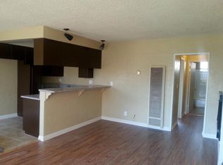 4071 W 137th St APT B, Hawthorne, CA 90250
