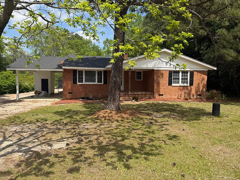 8642 W Mount Dr — Photo 1