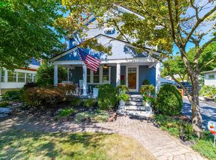 462 E Dunedin Rd, Columbus, OH 43214