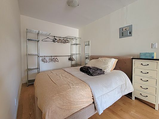 2nd image of 225 E 5th St APT 5B