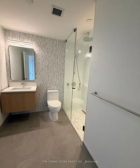 1414 Bayview Ave #504 — Photo 8