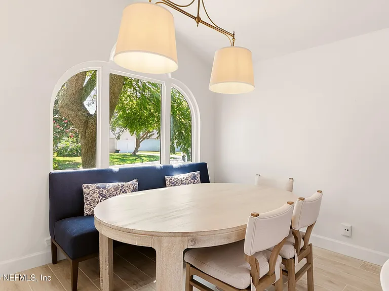 120 Alsace Ct — Photo 19