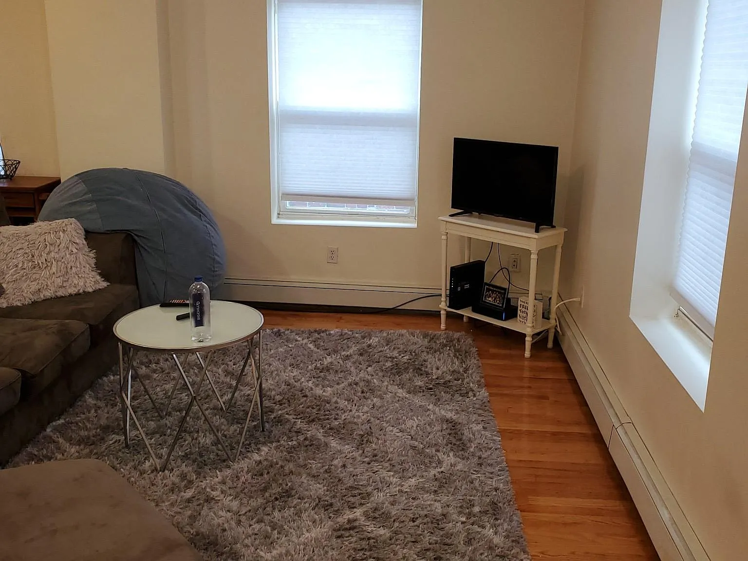 2 bed, 1100 sqft, $3,400 — Photo 1