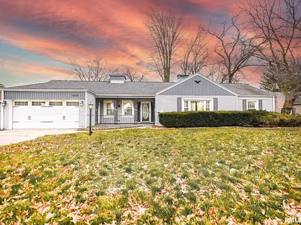1602 N 8th St, Pekin, IL 61554