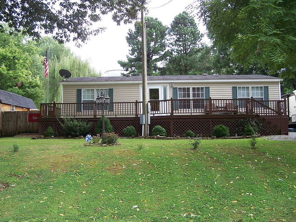 1st image of 218 E Clara St
