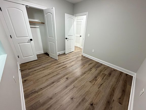 5th image of 373 Roseville Ave #Ll