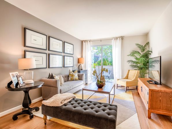 Halstead Square - Lofts & Lotus | 2729 Merrilee Dr, Fairfax, VA