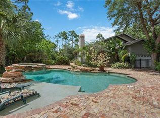 5881 Bur Oaks Ln, Naples, FL 34119