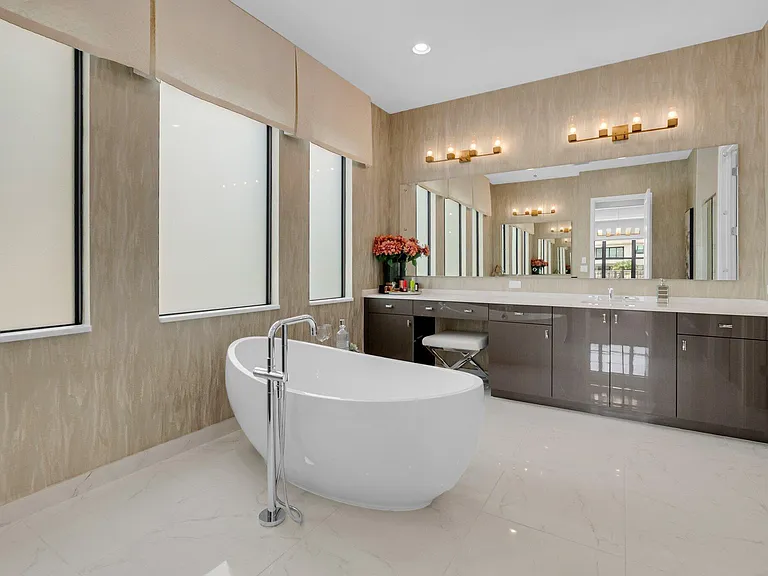 17112 Aquavera Way — Photo 31