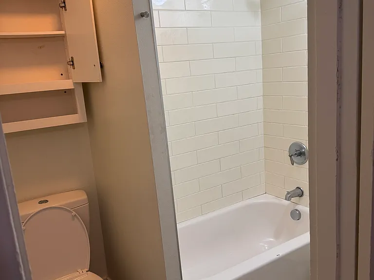 261 E Boston St #1 — Photo 4