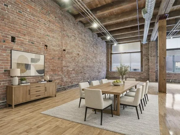 306 W 7th St APT 203, Kansas City, MO 64105