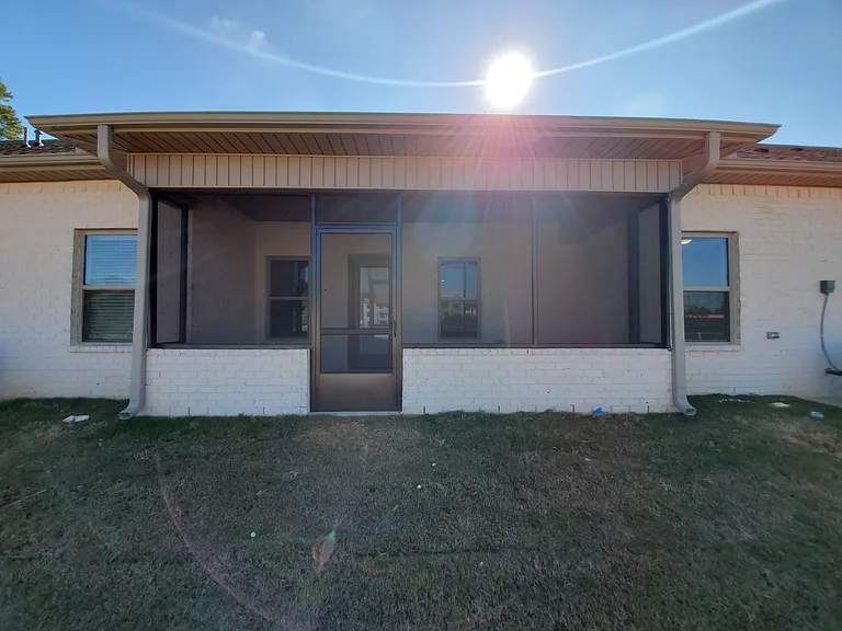 115 Harvester Dr — Photo 25