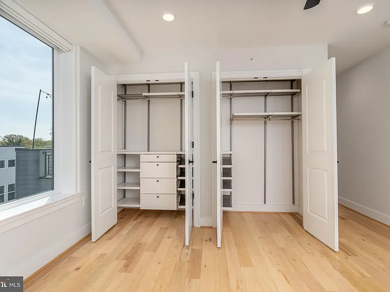 811 Upshur St NW #Penthouse 10 — Photo 22