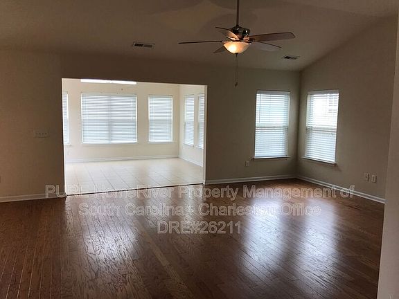 3rd image of 414 Decatur Dr