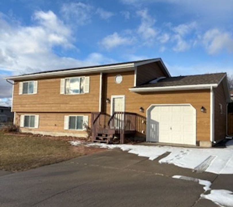 1st image of 5512 Shaw Ct