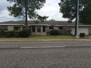 1411 Us Highway 59 N, Goliad, TX 77963
