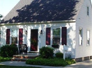878 Buffalo St, Conneaut, OH 44030