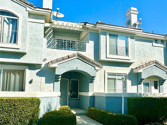 2nd image of 2275 Indigo Hills Dr Unit 4