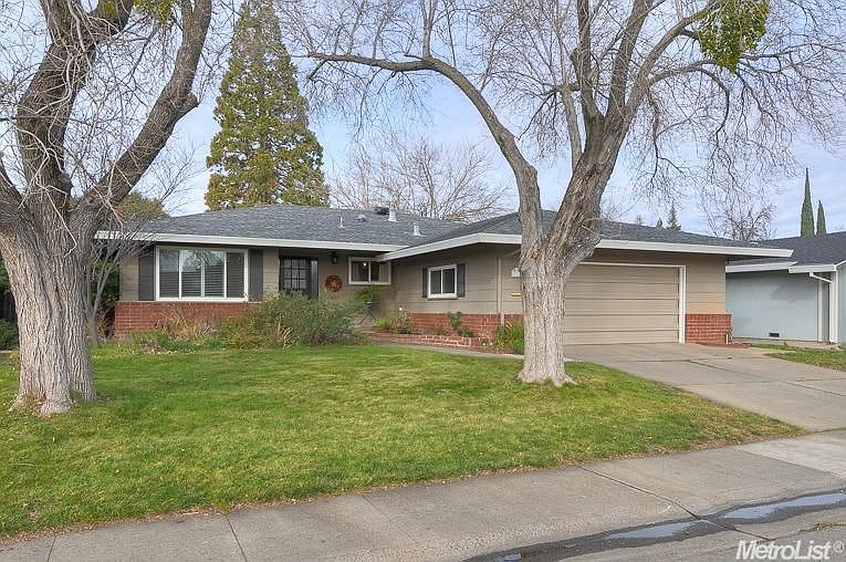 1st image of 321 Margaret Way