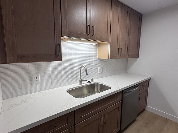 4th image of 6314 Friars Rd Unit 1-316