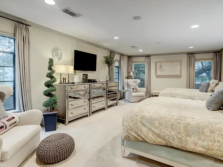 3735 Del Monte Dr — Photo 12