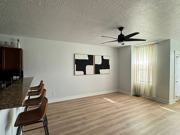 4th image of 3709 S Gowan Ln #3709