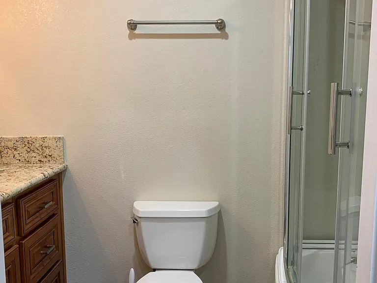 Kelly Dr — Photo 10