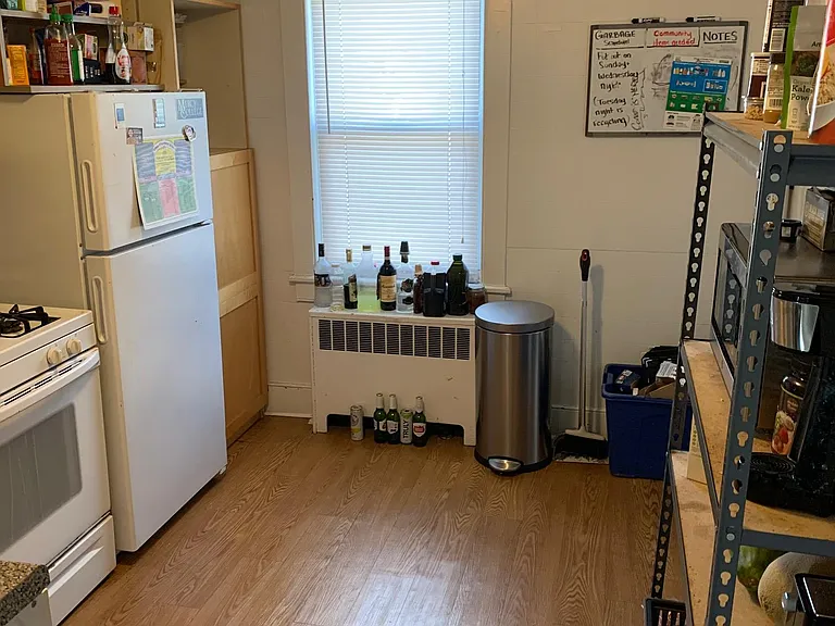 81 Cedar St #1 — Photo 3