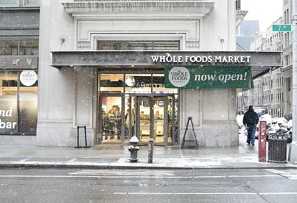 Rented by Douglas Elliman | media 20