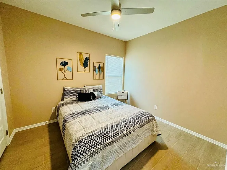 3013 W Driftwood St #1 — Photo 17