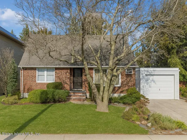 131 Lander Ave, Staten Island, NY 10314