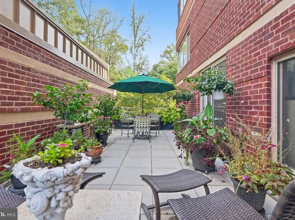5800 Nicholson Ln APT 1207, Rockville, MD 20852