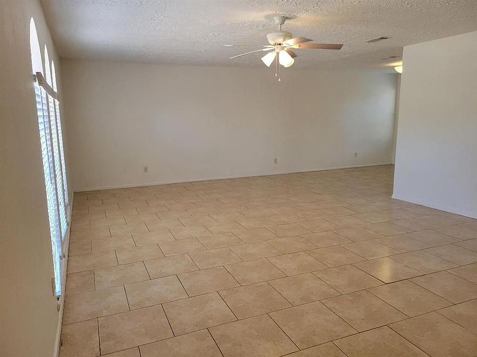 1st image of 14119 Bella Dr