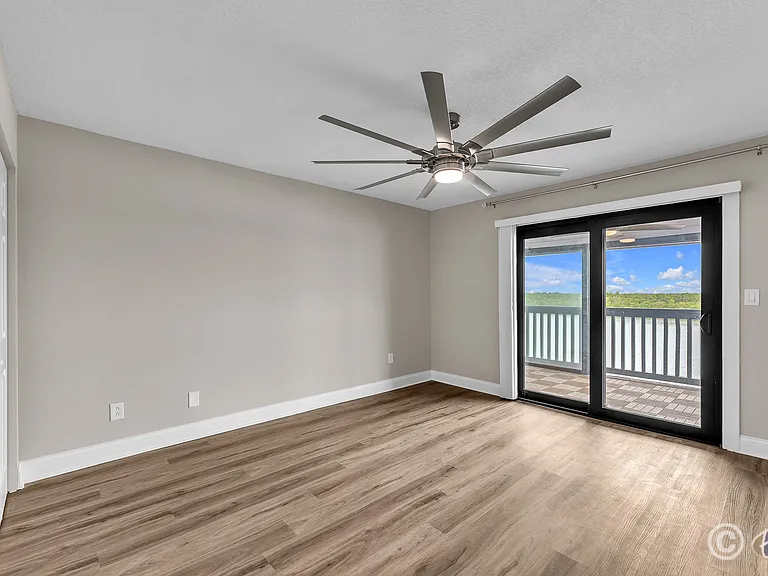 821 Bahia Del Sol Dr #B — Photo 12