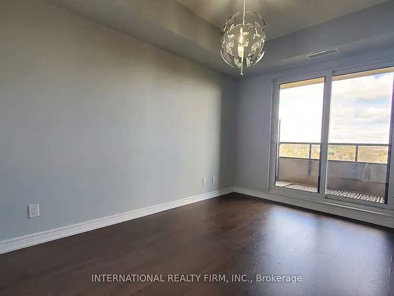 9255 Jane St #708 — Photo 11