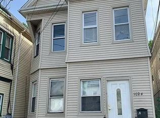 1024 Flora St #2A, Elizabeth, NJ 07201