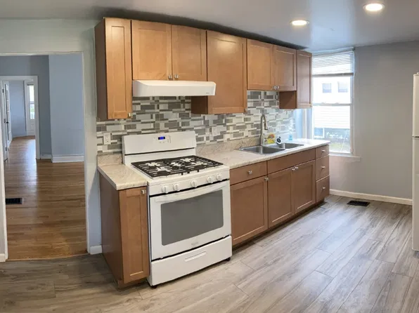 (undisclosed Address), Kingston, NY 12401