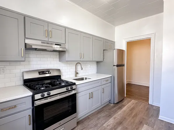 402 Marine Ave APT 2B, Brooklyn, NY 11209