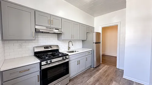 402 Marine Ave #2B Photo 1
