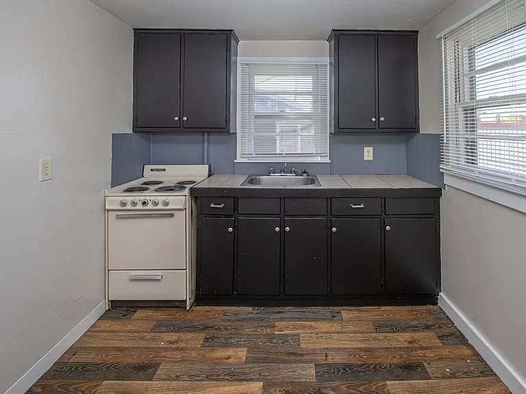 1 Ferdinand Dr — Photo 9