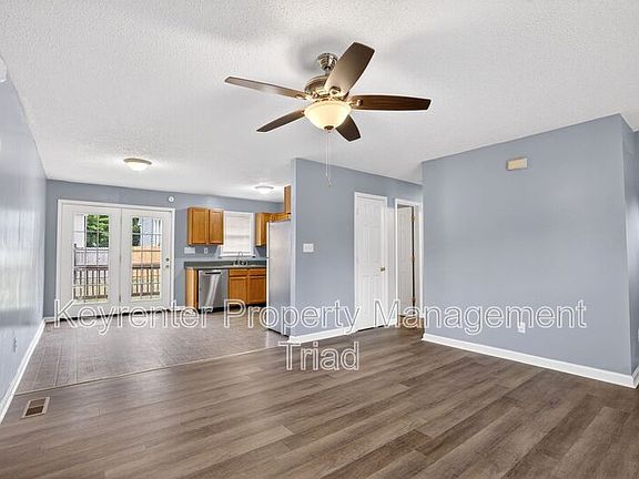 3rd image of 1608 McPherson St