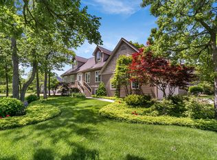 8806 Lakeshore Dr, Pleasant Prairie, WI 53158