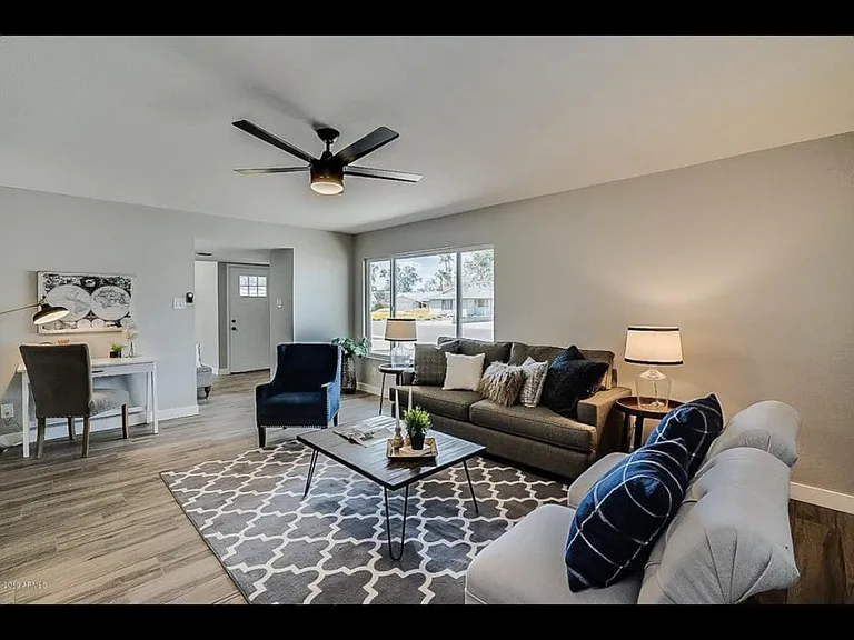 1045 E Carson Dr — Photo 10