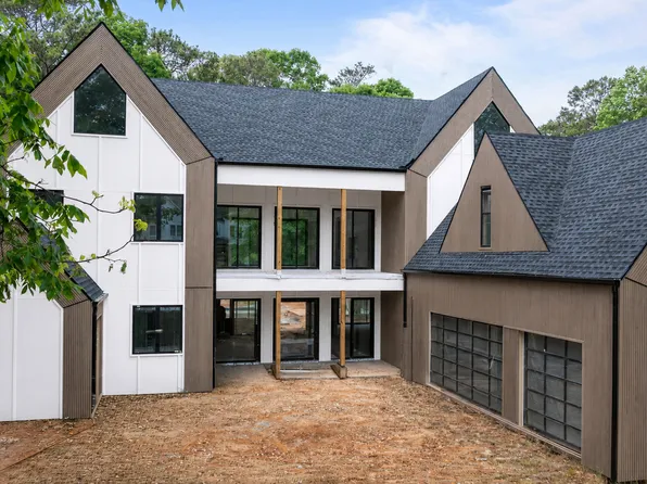 3697 Creekstone Way, Marietta, GA 30068