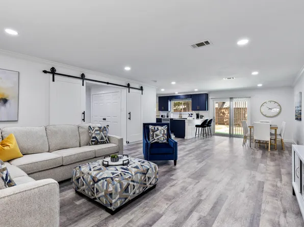 1044 Meadowbrook Dr, Grapevine, TX 76051