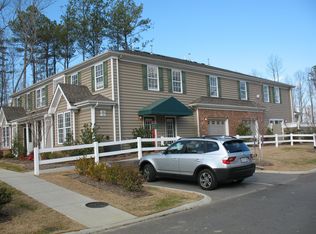 106 Ellis Dr, Yorktown, VA 23692