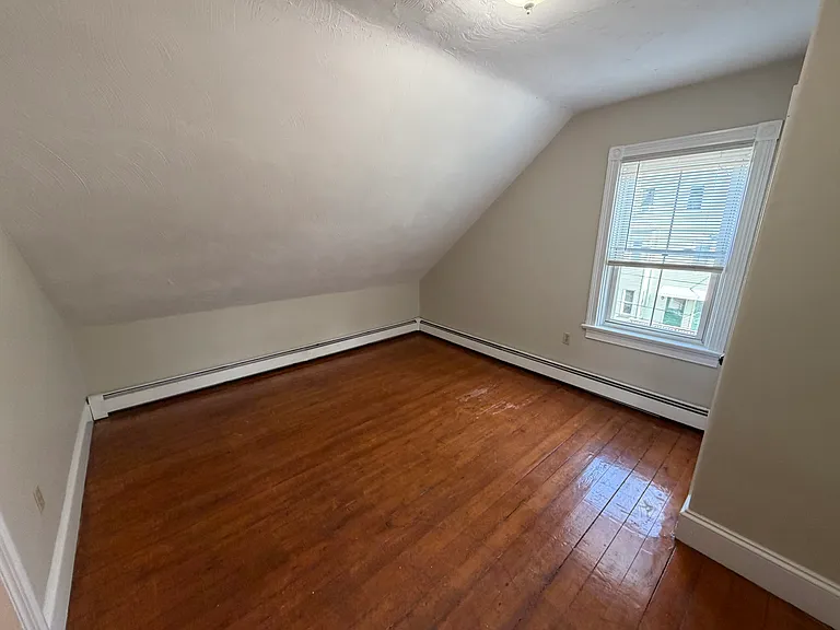 19 Preston St #3 — Photo 8