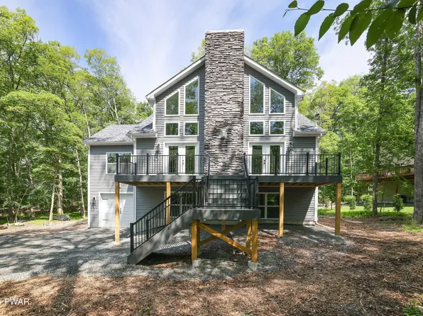 124 Karl Hope Blvd, Lackawaxen, PA 18435