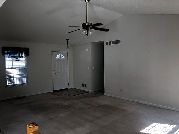 4th image of 3149 Drew Dr