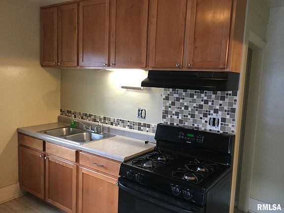 4th image of 503 E Maywood Ave